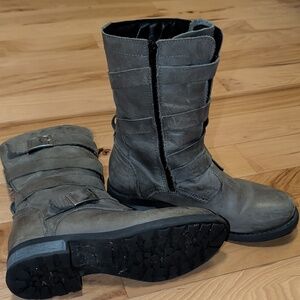 Eric Michael Real Leather Grey Combat Boots With Strap And Buckle Detailing